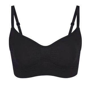 SKIMS seamless sculpt bralette
